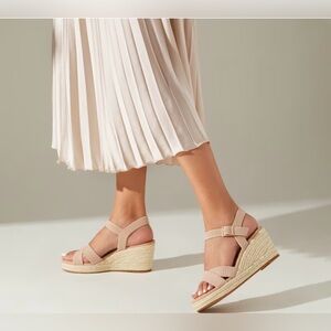 VIVAIA Sally Pro Round-toe Wedge Sandals
